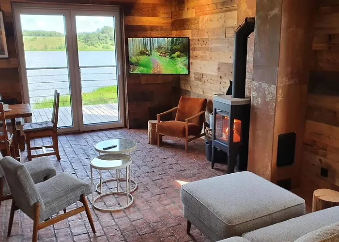 House With Sauna, Beach, Amazing View, Forests And Bikes Feriehus